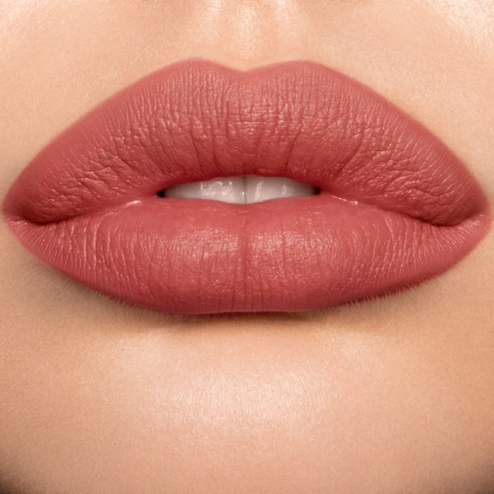 Помада Charlotte Tilbury Matte Revolution Lipstick в оттенке: Mrs kisses