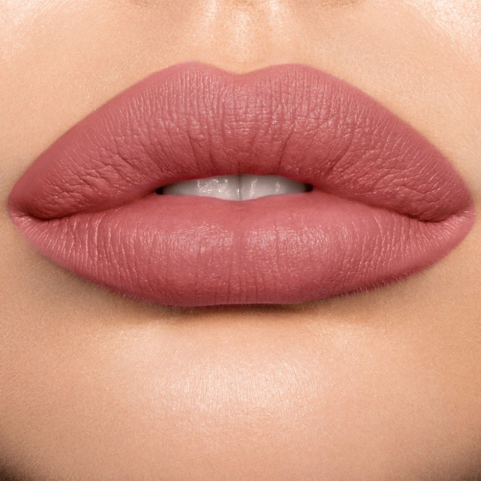 Помада Charlotte Tilbury Matte Revolution Lipstick у відтінку: Wedding belles