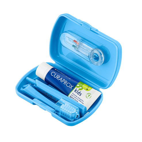 Дорожный набор CURAPROX Kids (Зубна щетка Kids,дет.зубная паста 10мл,йоршики 2 шт.) в цвете: Голубой