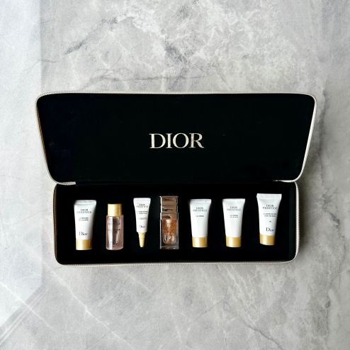 Набор с косметичкой DIOR Prestige 7 piece set cold case sample