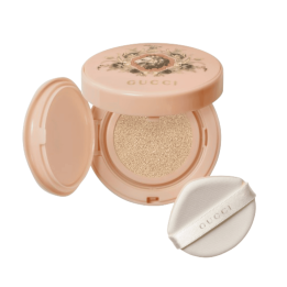 Тональный кушон Gucci Cushion De Beauté SPF foundation в оттенке: 03