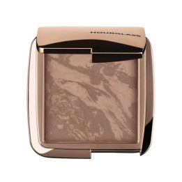 Бронзер для лица HOURGLASS Ambient lighting bronzer 11g в оттенке: Nude bronzer light