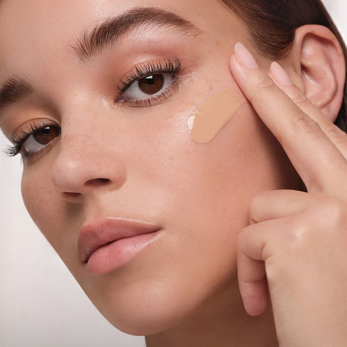 Тональная основа HOURGLASS Veil Hydrating Skin Tint Shade 35ml в оттенке: 5