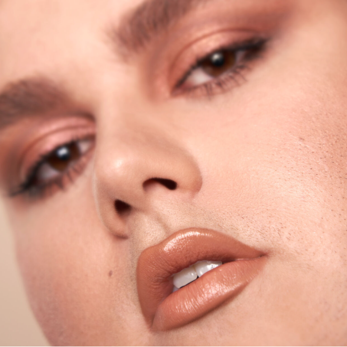 Помада для губ HUDA BEAUTY Power Bullet Cream Glow 3g у відтінку: Rajah