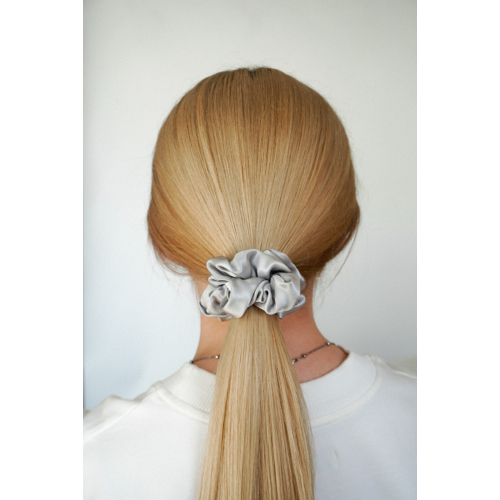 Шовкова резинка для волосся Forma Store в розмірі М у відтінку: Сірий