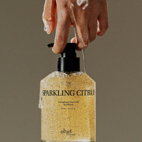 Мыло-эксфолиант для тела KUNDAL Exfoliating&Waterfull Hand Wash Sparkling Citrus 380ml
