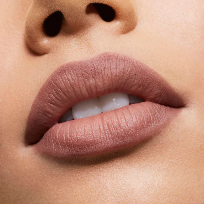 Карандаш для губ KYLIE Lip Liner Pencil 1.14g в оттенке: comes naturally