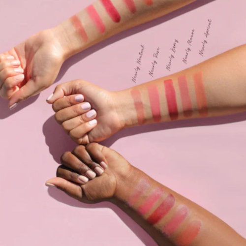 Кремові рум'яна RARE BEAUTY Stay vulnerable melting blush 5g у відтінку: nearly roze