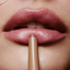 Карандаш для губ RHODE Peptide lip shape 0.75g в оттенке: Lift