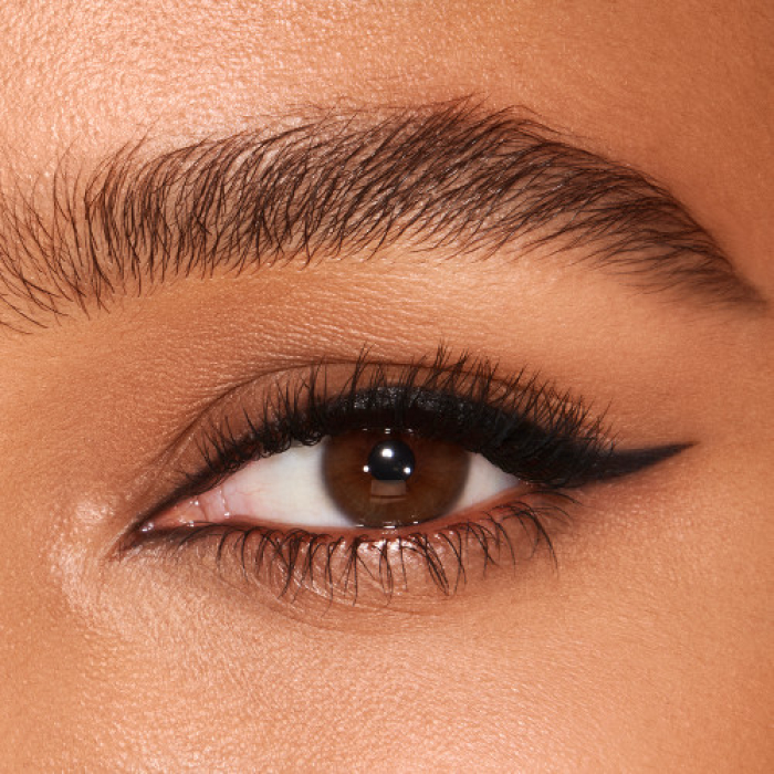 Карандаш для глаз Charlotte Tilbury ROCK N KOHL в оттенке Classic Black