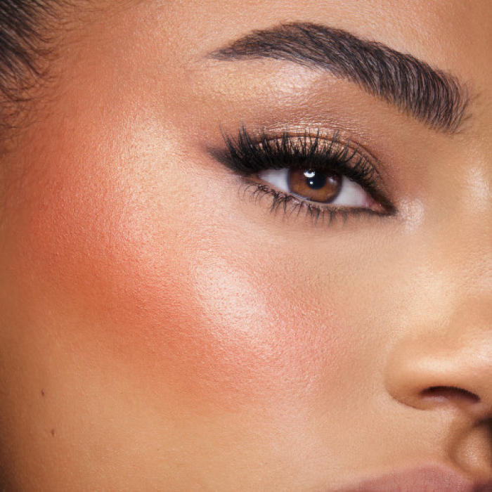 Палітра для обличчя CHARLOTTE TILBURY  HOLLYWOOD Blush & Glow Glide Palette 7.5g у відтінку: TAN-DEEP