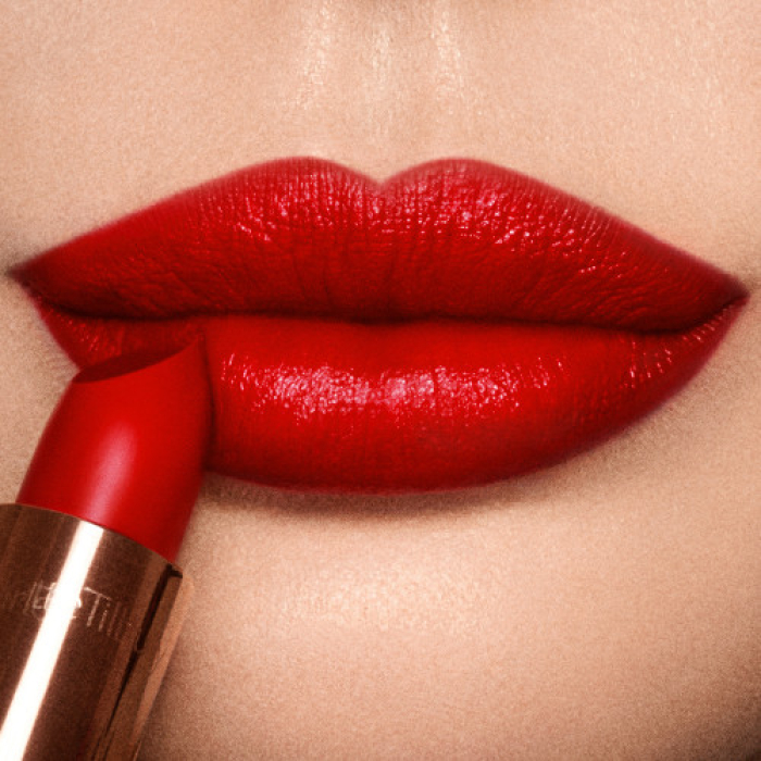 Помада Charlotte Tilbury K.I.S.S.I.N.G SO RED 10 g