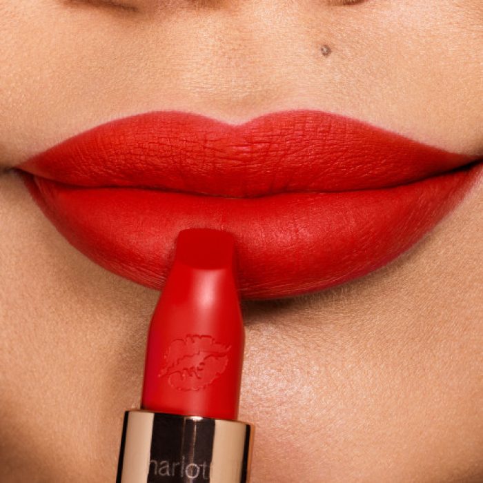 Помада Charlotte Tilbury Matte Revolution Lipstick у відтінку Tell Laura 3.5 g