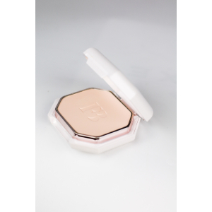 FENTY BEAUTY Пресована пудра у відтінку: 105