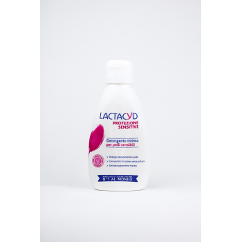 Средство для интимной гигиены Lactacyd Detergente Intimo Protezione Sensitive