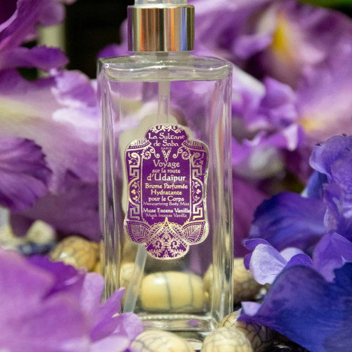 Спрей для тела LA SULTANE DE SABA Moisturizing Mist Musk Incense Vanilla Fragrance 200ml