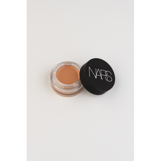 Консилер в шайбі NARS Soft Matte у відтінку:  Medium 2 Ginger