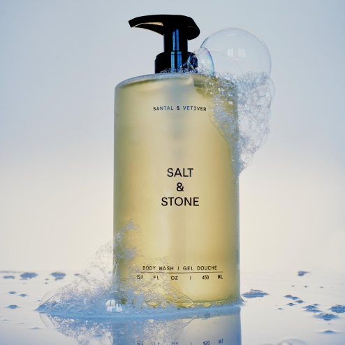 Антиоксидантный гель для душа с ароматом сандалового дерева и ветивера SALT & STONE, 450 ml