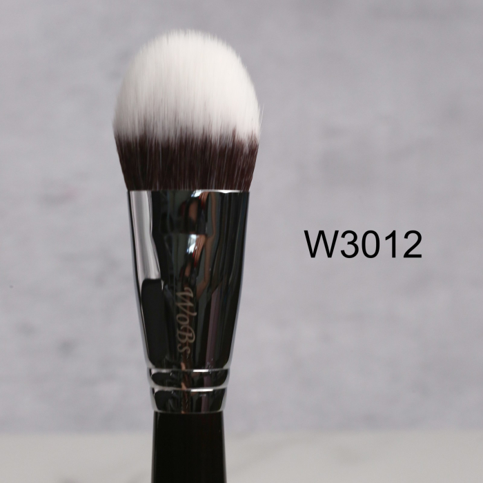 WOBS Пензлик для тону W3012