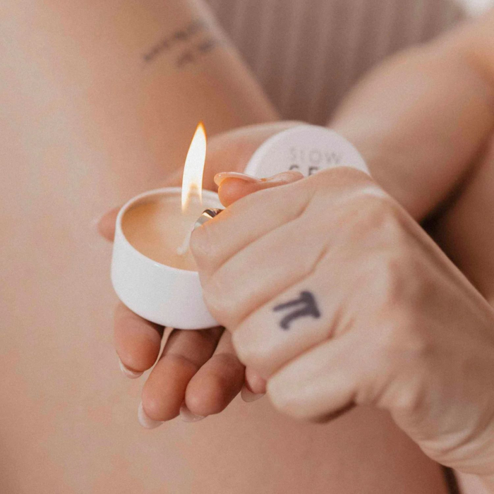 Масажна свічка Bijoux Indiscrets Slow Sex Massage Candle 50 мл