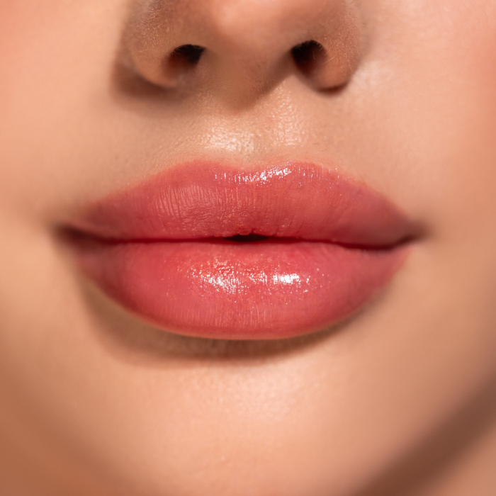 Відтінковий бальзам для губ ZOLA 02 Peach Natural