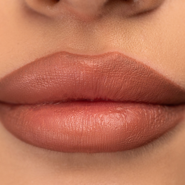 Олівець для губ ZOLA 06 Nude Beige