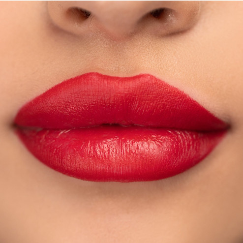 Карандаш для губ ZOLA Lip Pencil в оттенке: 07 True Red